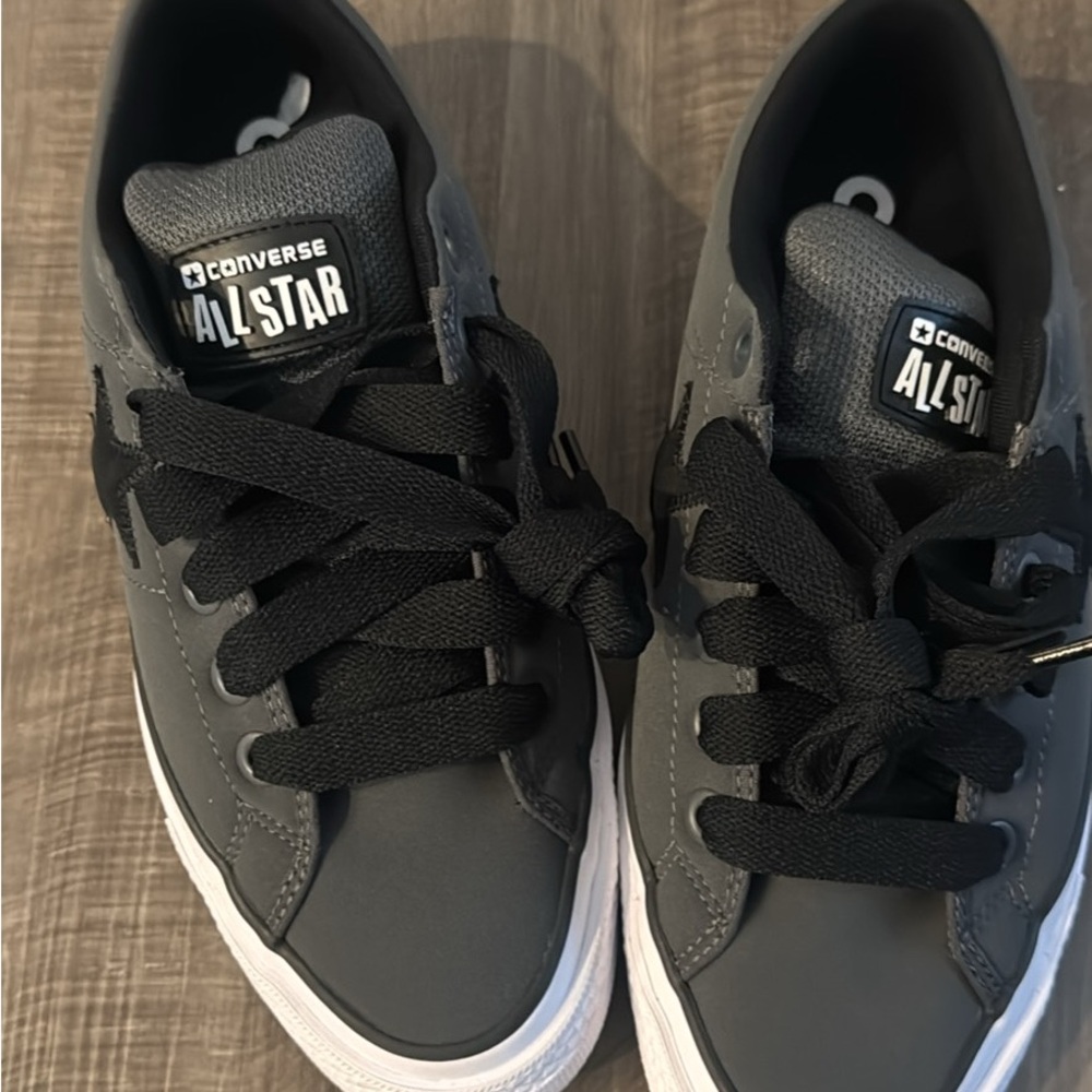 Converse All Star Men’s Gray Low-Top Sneakers - Picture 1 of 3